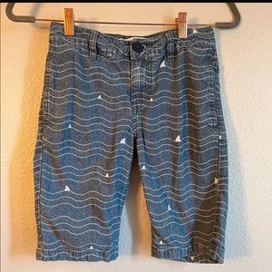 Levi’s Boys Denim Shark Shorts Size 8